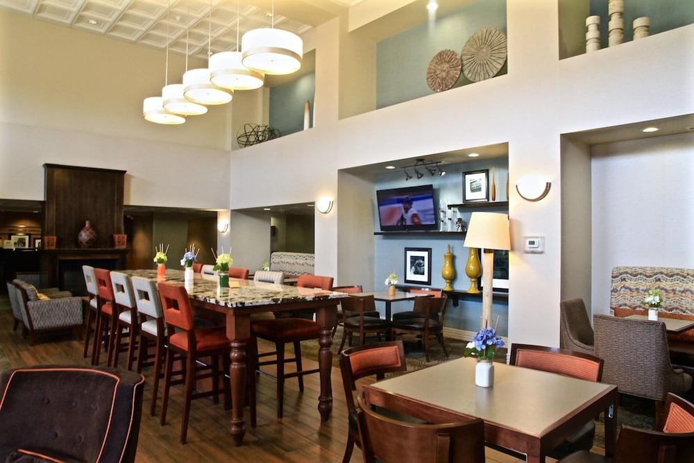 Hampton Inn & Suites Edmonton/West Kültér fotó