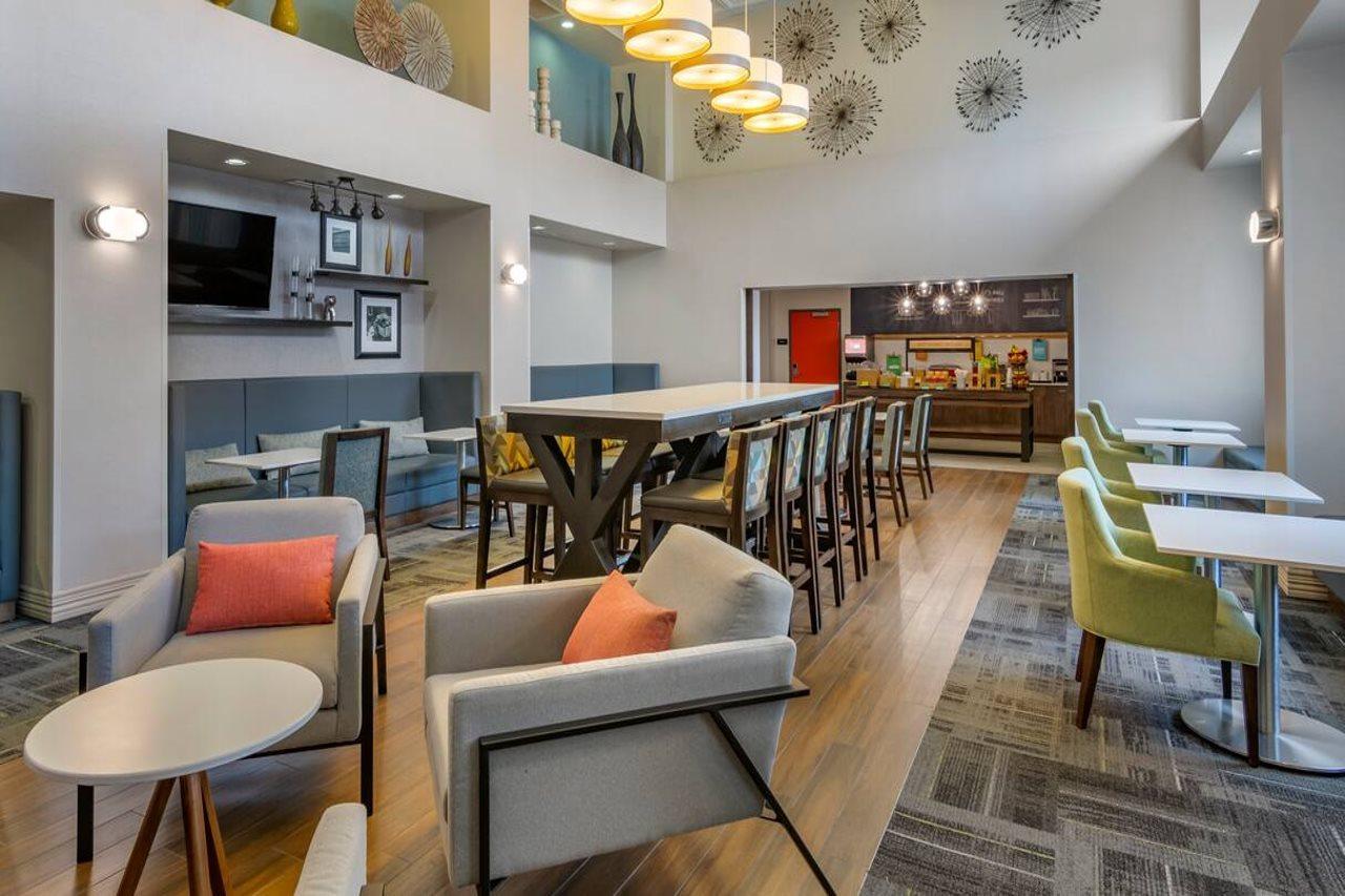 Hampton Inn & Suites Edmonton/West Kültér fotó