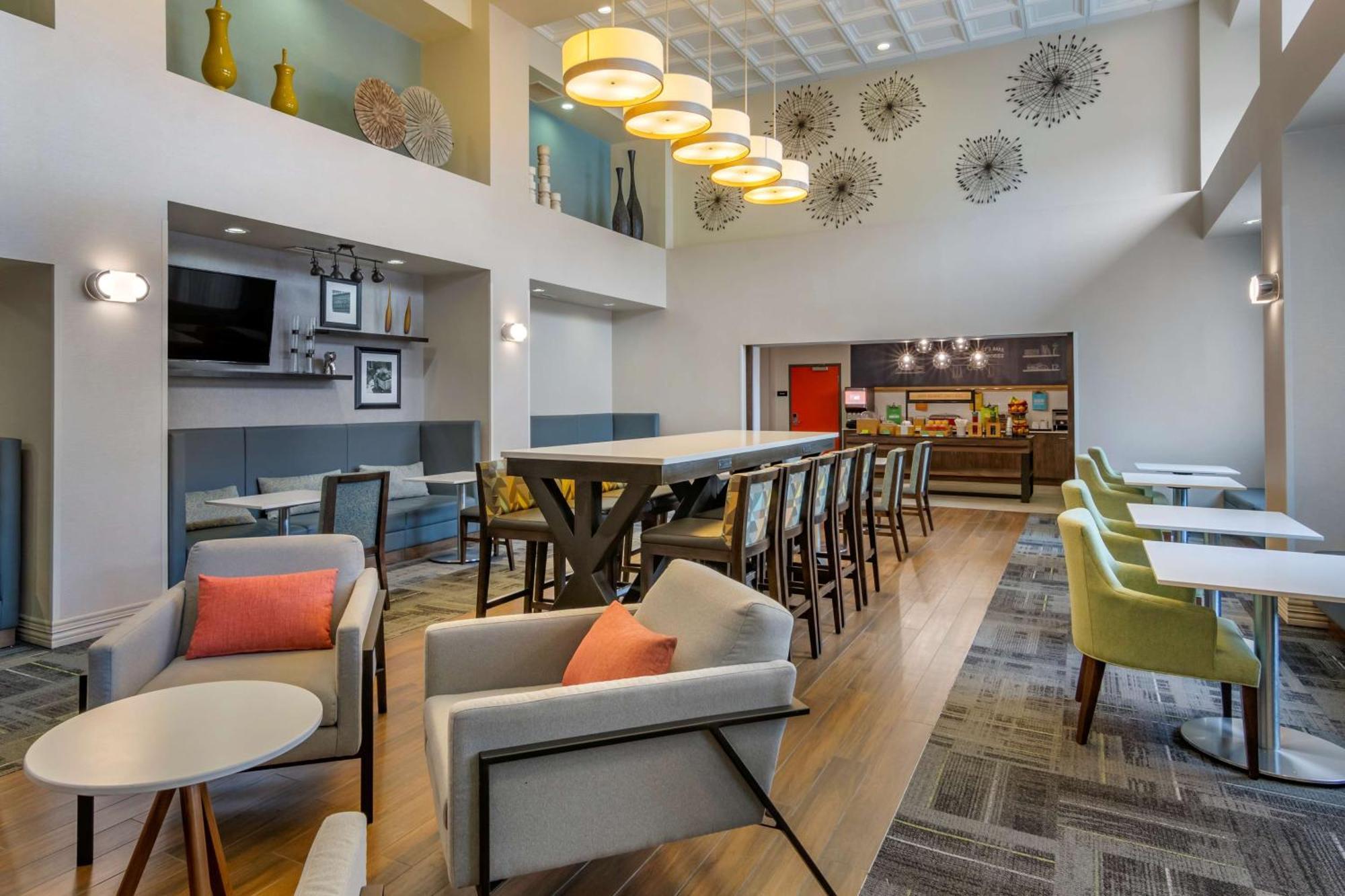 Hampton Inn & Suites Edmonton/West Kültér fotó