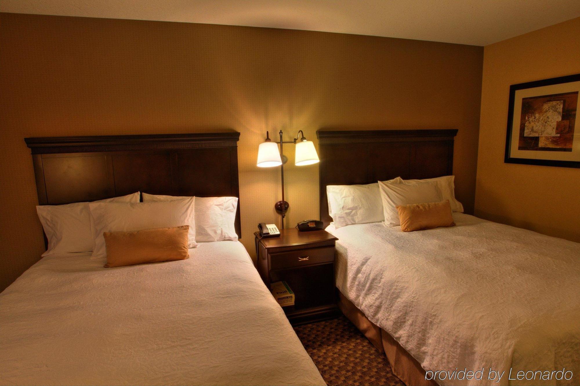 Hampton Inn & Suites Edmonton/West Szoba fotó