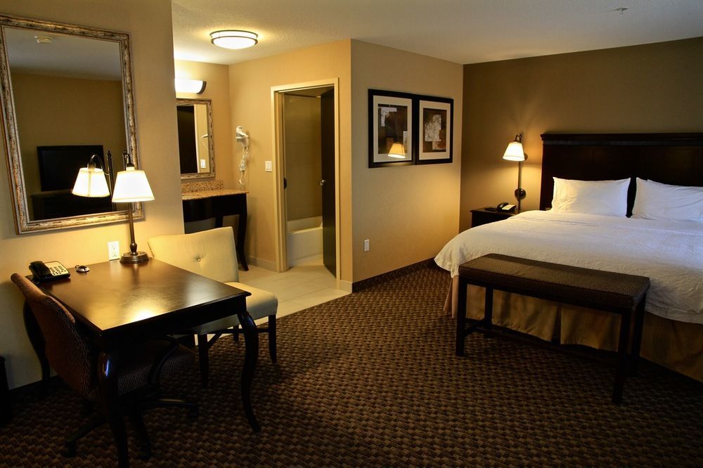 Hampton Inn & Suites Edmonton/West Kültér fotó