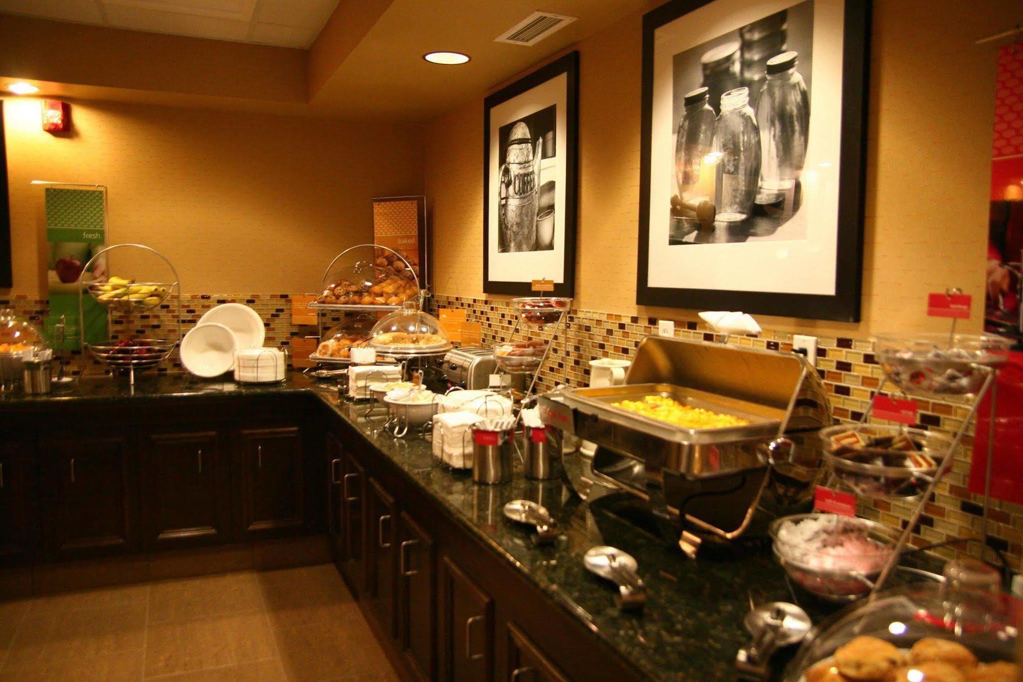 Hampton Inn & Suites Edmonton/West Étterem fotó